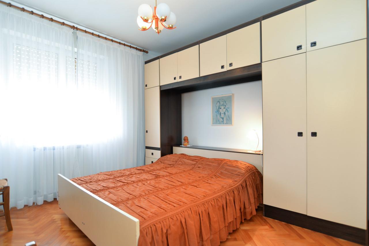 Apartment & Room Tanja 1552 Pula Exteriör bild